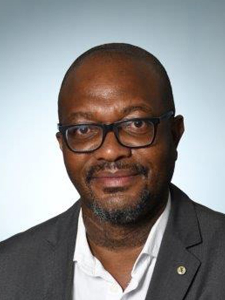 Dr Ngobeni.....jpg